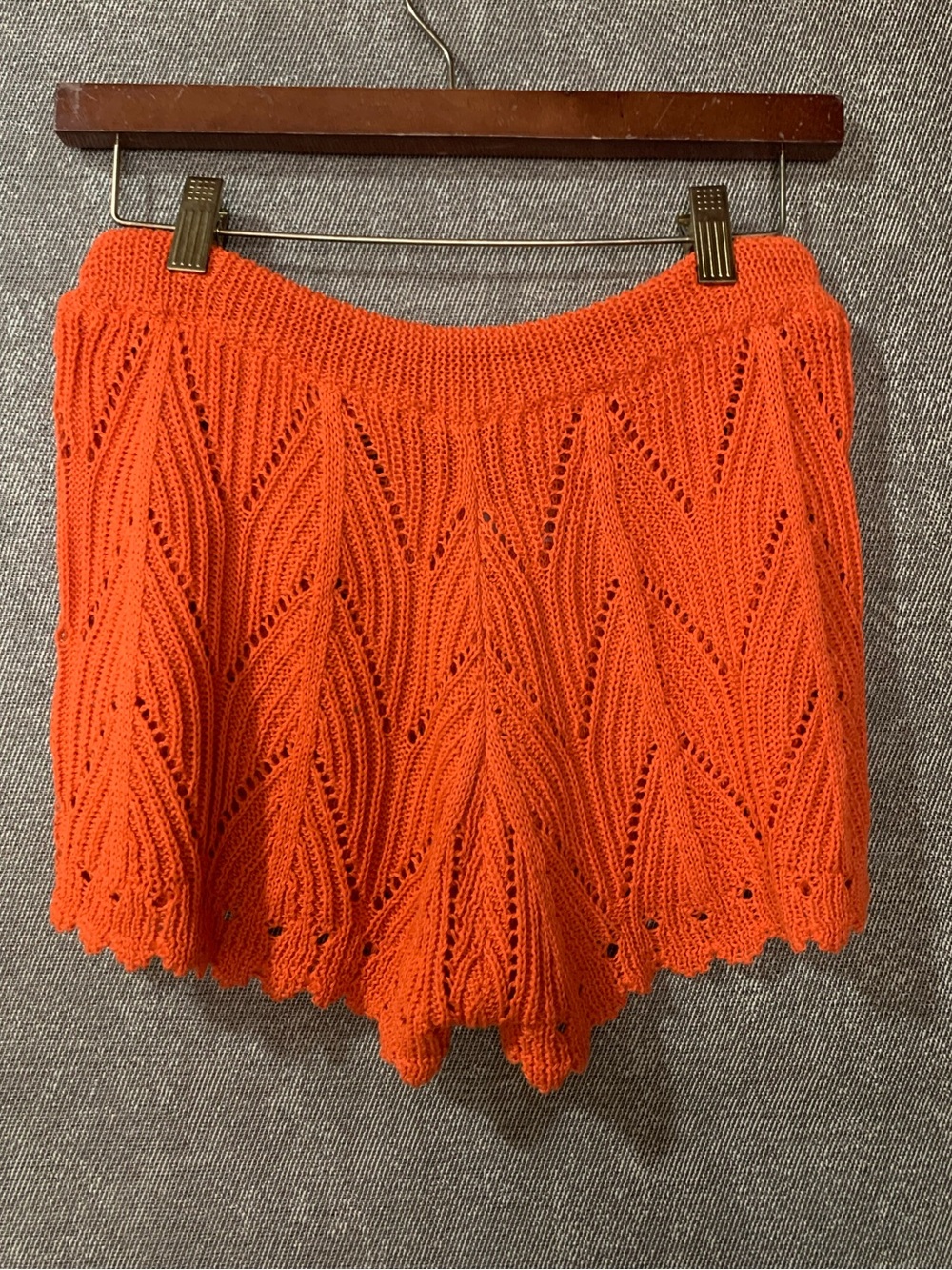 Crochet Knit Shorts with Drawstring - Picture 3 of 6
